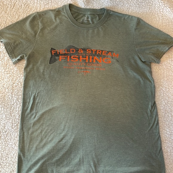 Field & Stream T-shirt Lot. Size Medium. - Picture 2 of 9